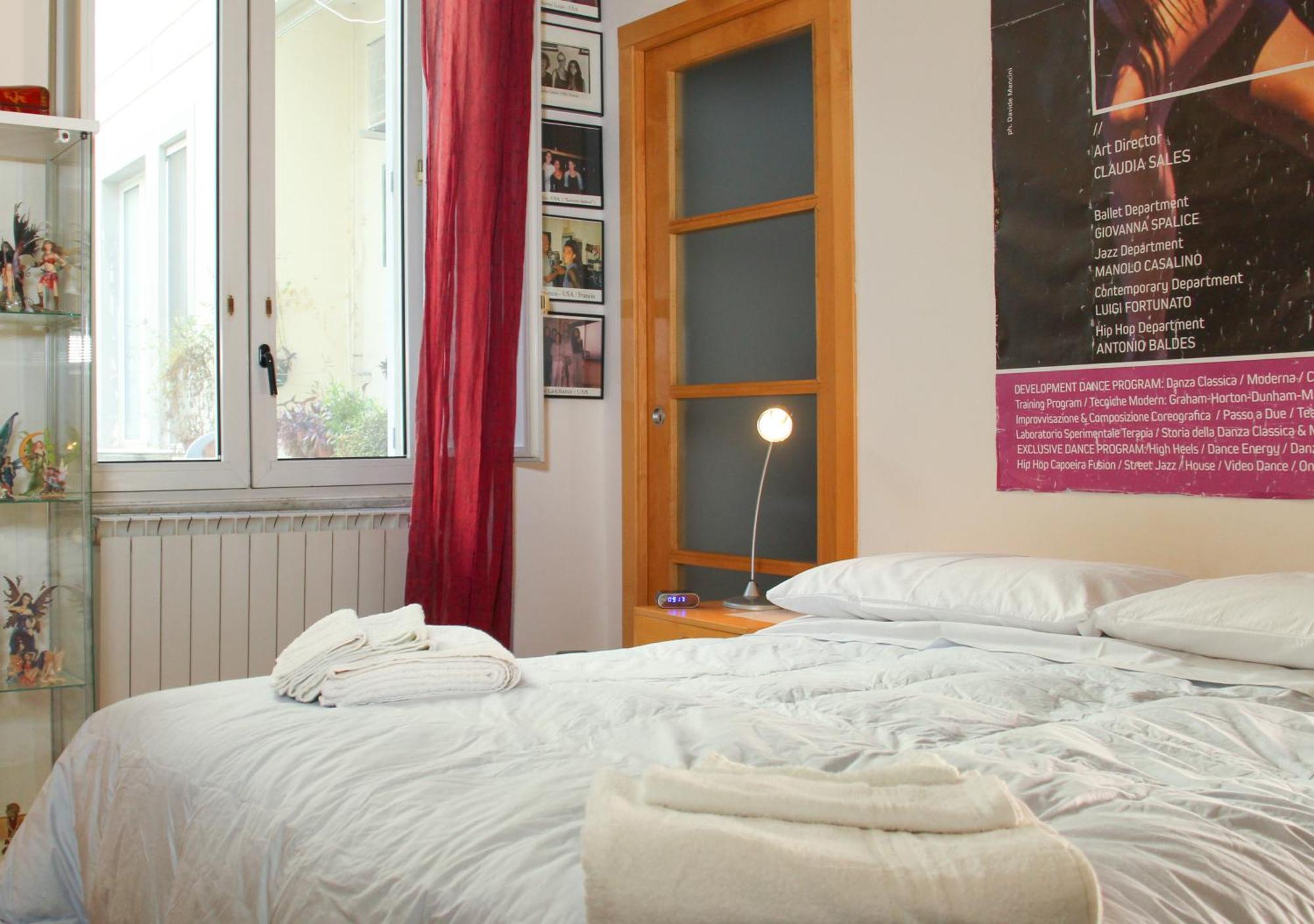 Apartmán Metro Amedeo - Stanza Privata Con Vasca Idromassaggio Neapol Exteriér fotografie
