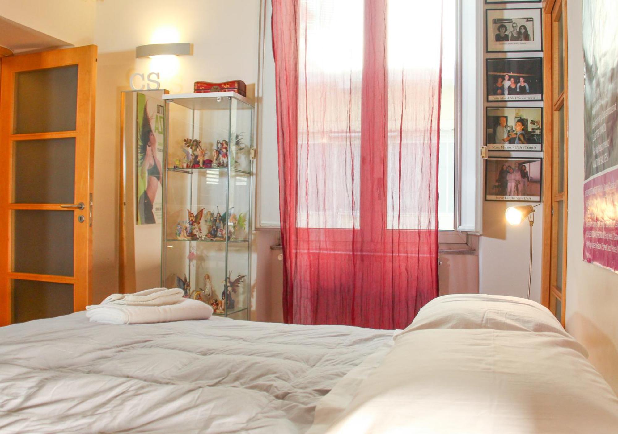 Apartmán Metro Amedeo - Stanza Privata Con Vasca Idromassaggio Neapol Exteriér fotografie